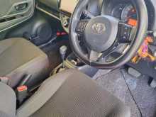 https://riyasewana.com/uploads/toyota-vitz-2017-140443812253.jpg