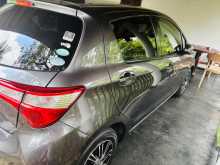 https://riyasewana.com/uploads/toyota-vitz-2017-167382412843.jpg