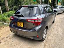 https://riyasewana.com/uploads/toyota-vitz-2017-1918000012954.jpg