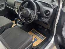 https://riyasewana.com/uploads/toyota-vitz-2017-2010135712643.jpg