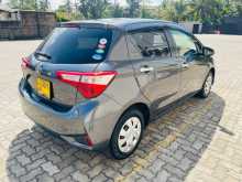 https://riyasewana.com/uploads/toyota-vitz-2017-2212595512732.jpg