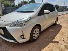 https://riyasewana.com/uploads/toyota-vitz-2017-2310270512632.jpg
