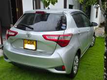 https://riyasewana.com/uploads/toyota-vitz-2017-2515173612472.jpg