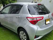 https://riyasewana.com/uploads/toyota-vitz-2017-2515173612793.jpg