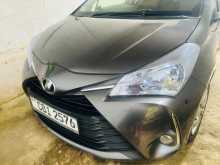 https://riyasewana.com/uploads/toyota-vitz-2017-2814430712533.jpg