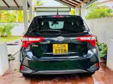 https://riyasewana.com/uploads/toyota-vitz-2017-29075712943.jpg