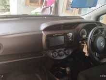 https://riyasewana.com/uploads/toyota-vitz-2017-2913093212574.jpg