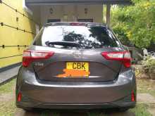 https://riyasewana.com/uploads/toyota-vitz-2017-3123400812703.jpg