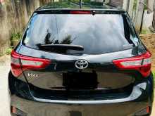 https://riyasewana.com/uploads/toyota-vitz-2017-413272712332.jpg
