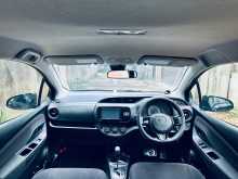 https://riyasewana.com/uploads/toyota-vitz-2017-413272712413.jpg