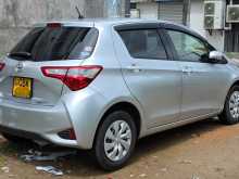 https://riyasewana.com/uploads/toyota-vitz-2017-413545912124.jpg
