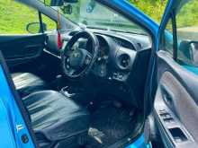 https://riyasewana.com/uploads/toyota-vitz-2017-61621454593.jpg