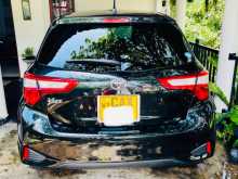 https://riyasewana.com/uploads/toyota-vitz-2017-813205612612.jpg