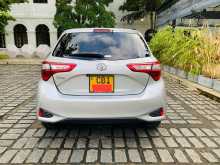 https://riyasewana.com/uploads/toyota-vitz-2018-1317474312183.jpg