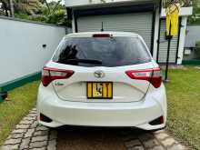 https://riyasewana.com/uploads/toyota-vitz-2018-167240012273.jpg