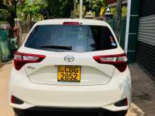 https://riyasewana.com/uploads/toyota-vitz-2018-188380112462.jpg