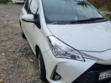 https://riyasewana.com/uploads/toyota-vitz-2018-191612231233461.jpg