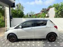 https://riyasewana.com/uploads/toyota-vitz-2018-19270912304.jpg