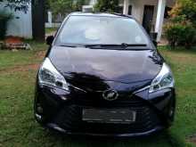 https://riyasewana.com/uploads/toyota-vitz-2018-2018-1121260912053.jpg