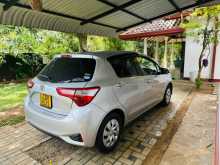 https://riyasewana.com/uploads/toyota-vitz-2018-2018-2516501212232.jpg