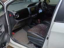 https://riyasewana.com/uploads/toyota-vitz-2018-2312162612553.jpg