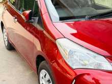 https://riyasewana.com/uploads/toyota-vitz-2018-2322574712572.jpg