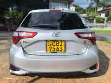 https://riyasewana.com/uploads/toyota-vitz-2018-2719473612602.jpg
