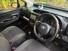 https://riyasewana.com/uploads/toyota-vitz-2018-2821262212263.jpg