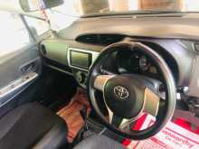 https://riyasewana.com/uploads/toyota-vitz-2018-287340112144.jpg