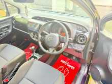 https://riyasewana.com/uploads/toyota-vitz-2018-29004812482.jpg