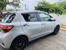 https://riyasewana.com/uploads/toyota-vitz-2018-2911350812603.jpg