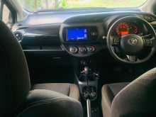 https://riyasewana.com/uploads/toyota-vitz-2018-29472312054.jpg