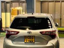 https://riyasewana.com/uploads/toyota-vitz-2018-312302412242.jpg