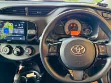https://riyasewana.com/uploads/toyota-vitz-2018-618435212213.jpg