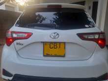 https://riyasewana.com/uploads/toyota-vitz-2018-717373612462.jpg