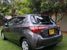 https://riyasewana.com/uploads/toyota-vitz-2018-721410412553.jpg