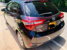 https://riyasewana.com/uploads/toyota-vitz-2018-88130512672.jpg