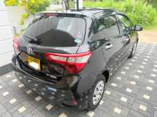 https://riyasewana.com/uploads/toyota-vitz-2019-1913184612702.jpg