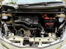 https://riyasewana.com/uploads/toyota-vitz-2019-311123712444.jpg