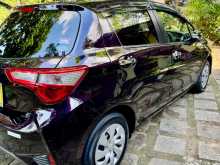 https://riyasewana.com/uploads/toyota-vitz-2019-49350612472.jpg