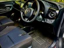 https://riyasewana.com/uploads/toyota-vitz-2019-49350612684.jpg