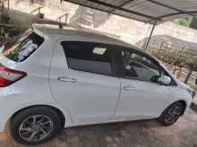 https://riyasewana.com/uploads/toyota-vitz-2019-89562912584.jpg