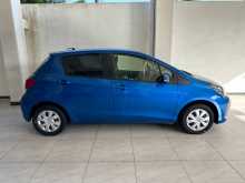 Toyota Vitz 2016 Car