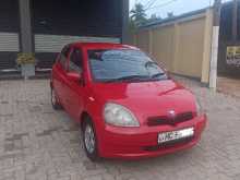 Toyota Vitz 2000 Car