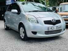 Toyota VITZ 2007 Car