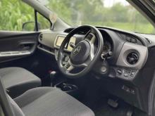 https://riyasewana.com/uploads/toyota-vitz-2116351624811.jpg