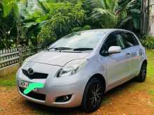 Toyota VItz 2010 Car