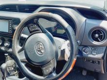 https://riyasewana.com/uploads/toyota-vitz-218385817865.jpg