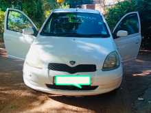 Toyota Vitz 2000 Car
