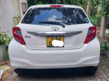 https://riyasewana.com/uploads/toyota-vitz-22104717644.jpg